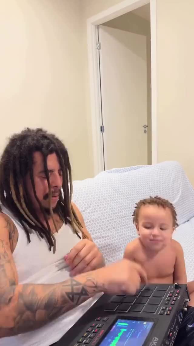 WC no Beat e o filho na MPC